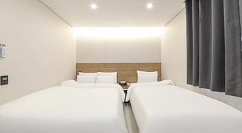 Jeonju J-Brown Hotel