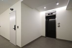Jeonju J-Brown Hotel