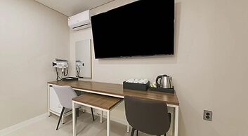 Jeonju J-Brown Hotel