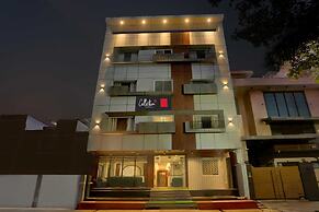 Collection O Taj Nagri Phase 2