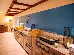 Bernsteinsee Hotel and Ferien Suite With Terrace