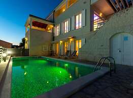 Spacious Villa Radevenjić With Outdoor Pool