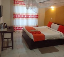 Wave Crest Castle Hotel Wote