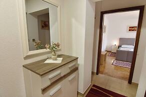 Bright Apartment in Umag