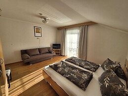 Appartementhaus Flattach