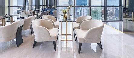 Luxe City Condo in Central Bangkok ·