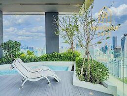 Luxe City Condo in Central Bangkok ·