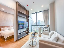 Luxe City Condo in Central Bangkok ·