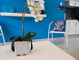Blue Garden A202