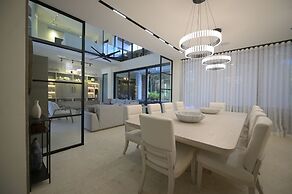Ceiba 7