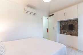 A Casinha by Atlantic Holiday