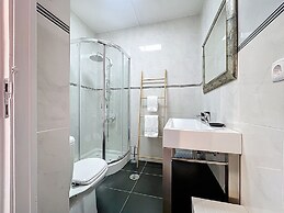Richelieu Apartment by Atlantic Holiday