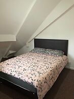 Retro and Quirky 3 Bedroom Apartment