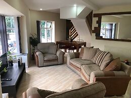 Retro and Quirky 3 Bedroom Apartment