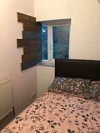 Retro and Quirky 3 Bedroom Apartment