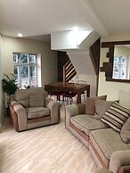 Retro and Quirky 3 Bedroom Apartment