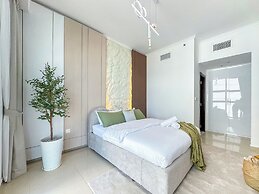 Upgrade Unit with Sea View