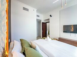 Upgrade Unit with Sea View