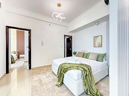 Upgrade Unit with Sea View