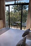 Hotel city