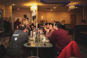 Confederation Inn