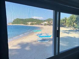 Playa Blanca Beach Resort & Dive Centre