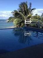 Playa Blanca Beach Resort & Dive Centre