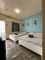 Playa Blanca Beach Resort & Dive Centre