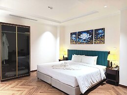 L'Signature Tho Thap Hotel