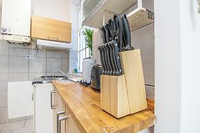 Fully Equipped 1BR Apartment Long Stay