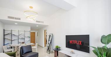 LUX The Armada Suite JLT