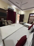 HOTEL AARTI DARSHAN