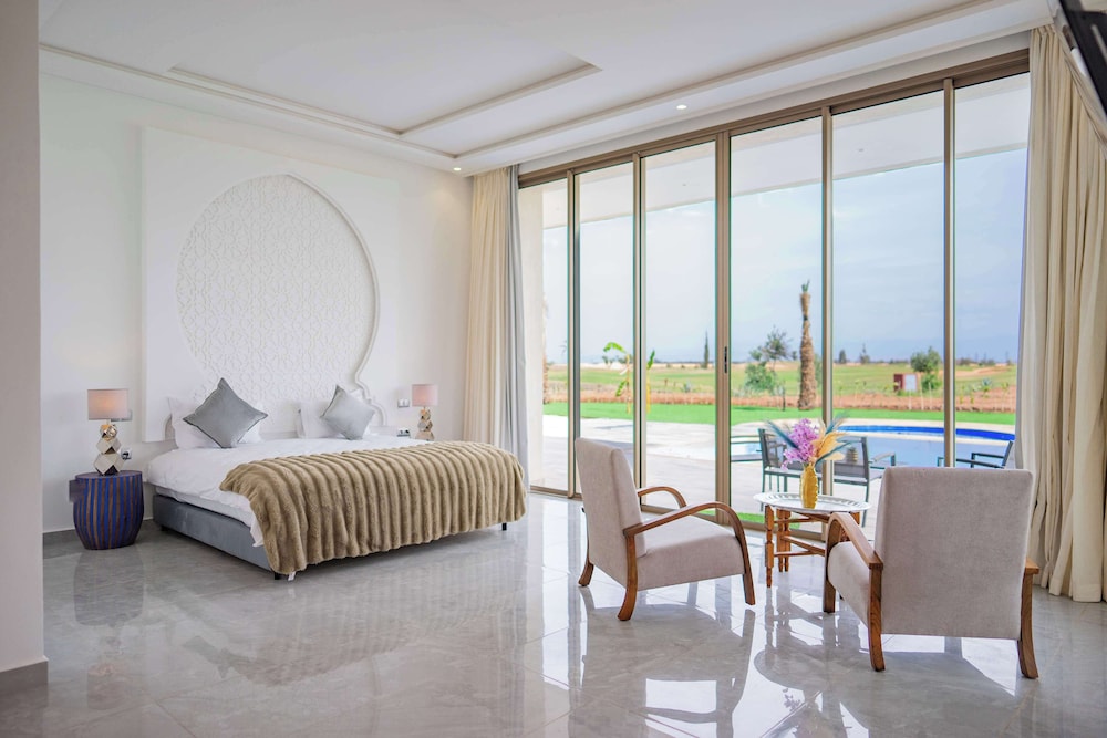 Golfside Villas