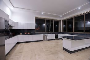 Golfside Villas
