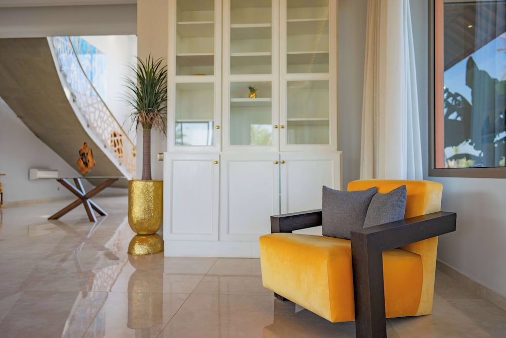Golfside Villas