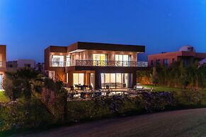 Golfside Villas