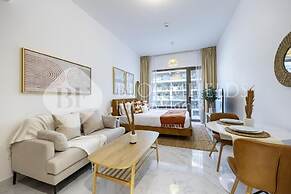 Bloomfileds Magnatic STU Oasis Masdar