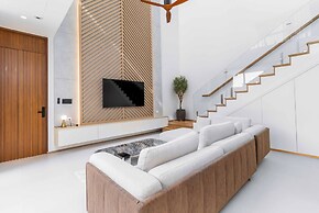 Brand New 3Br Elite Pool Villa V293
