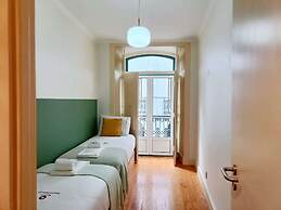 S o Bento Tramview Residence