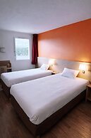Hotel HubOne3 Istres
