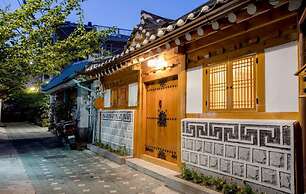 Travel Light Hanok
