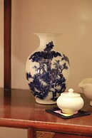 Travel Light Hanok