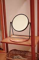 Travel Light Hanok