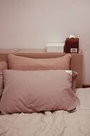 Travel Light Hanok