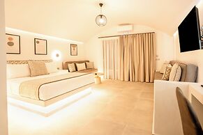 Santorini Cave Luxury Suites