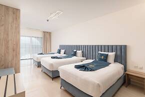 Golden Pillar Hotel