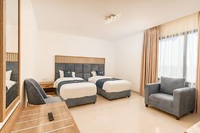 Golden Pillar Hotel