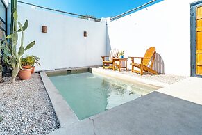 Las Guapas Villa