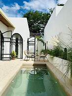 Las Guapas Villa