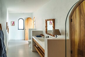 Las Guapas Villa